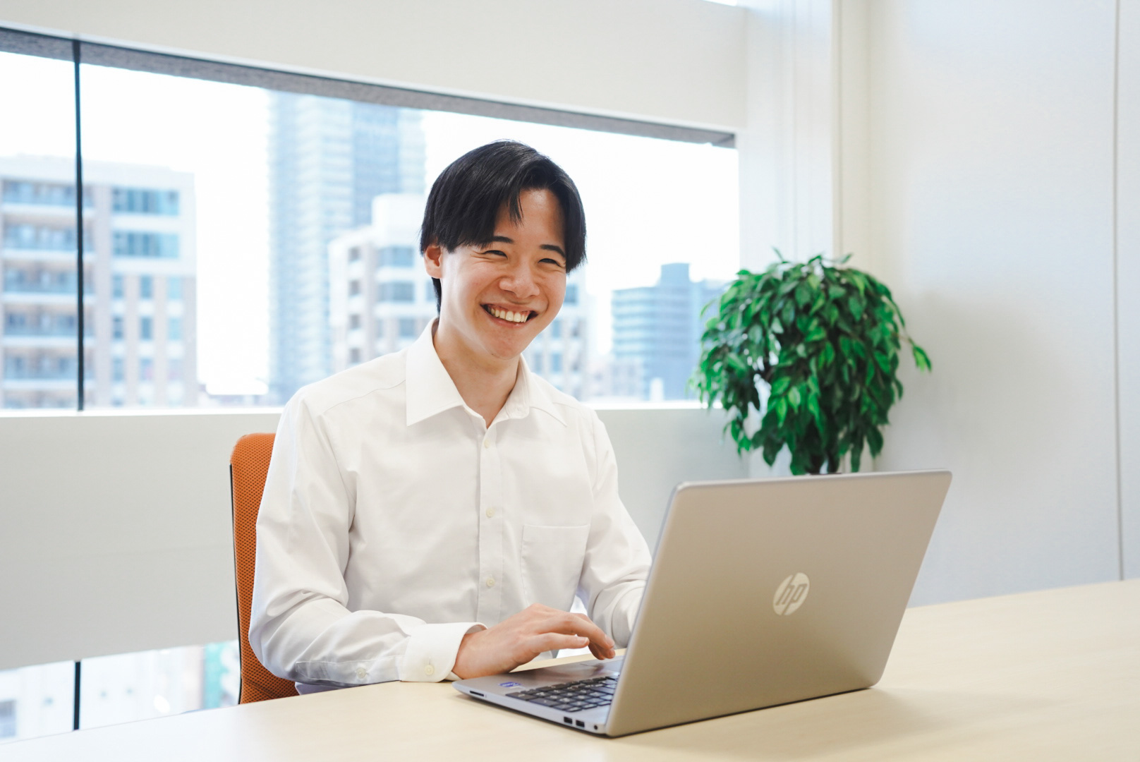 社員