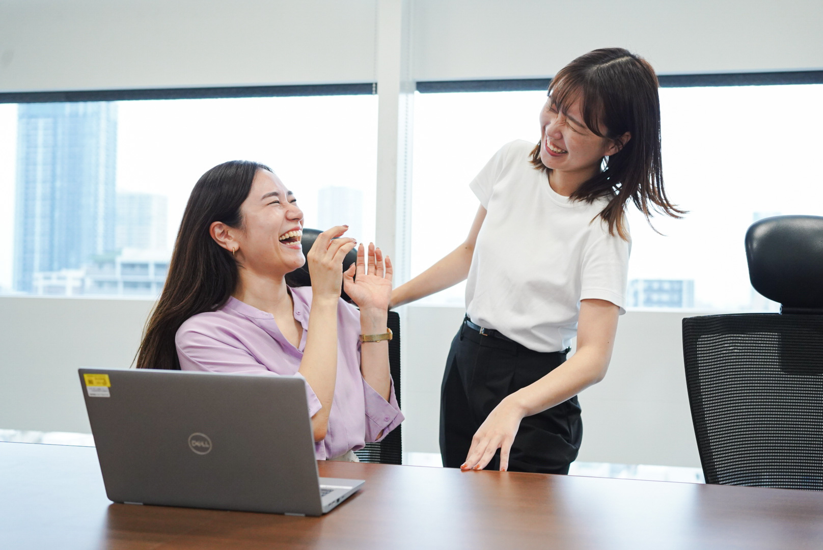 社員